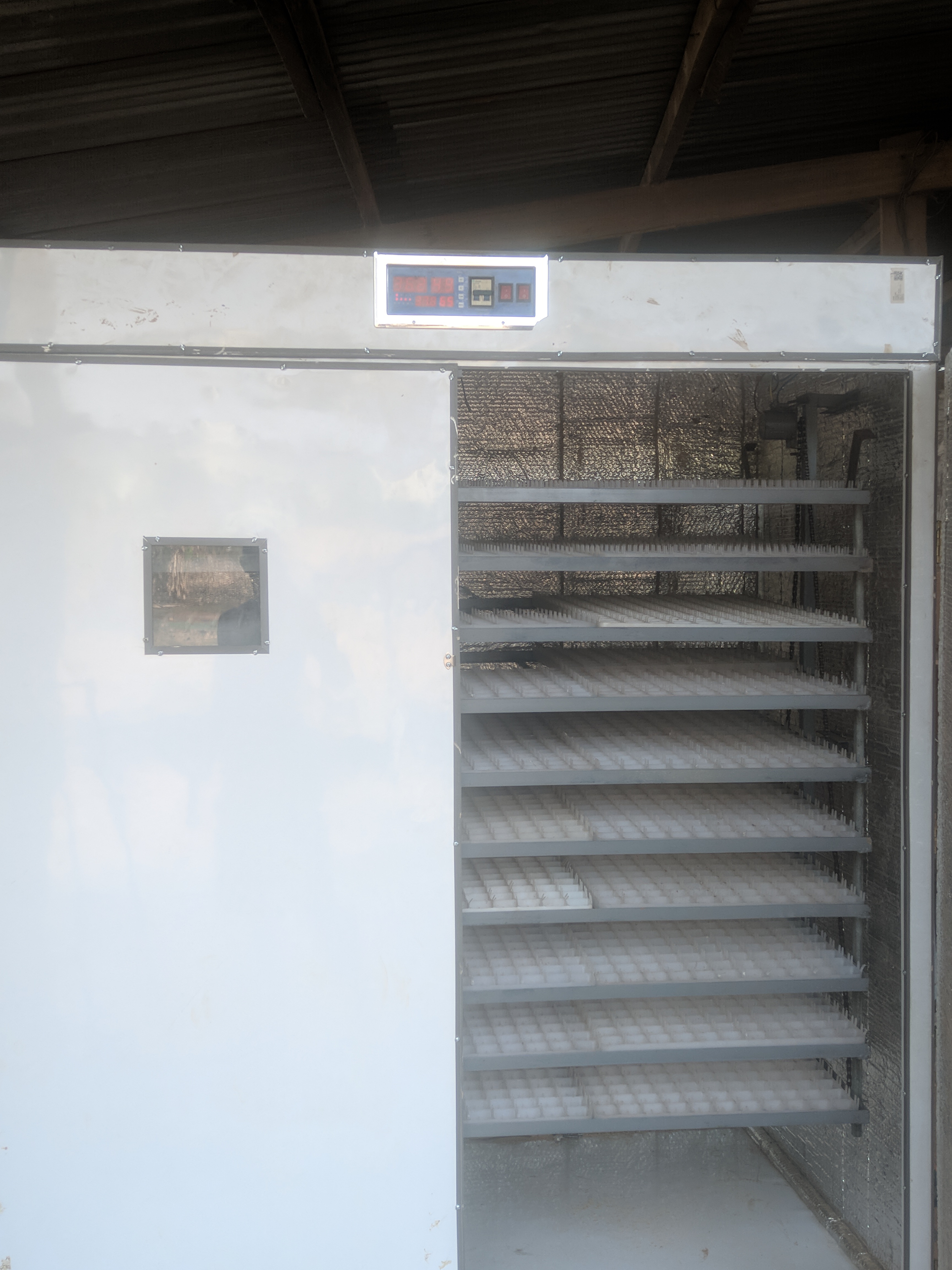 5280 Capacity egg incubator - Image 6